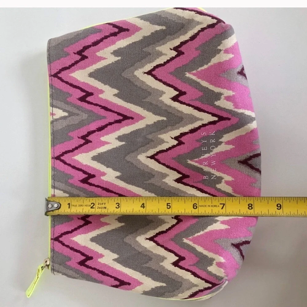 Barneys New York Vibrant Pink and Gray Chevron Cosmetic Bag